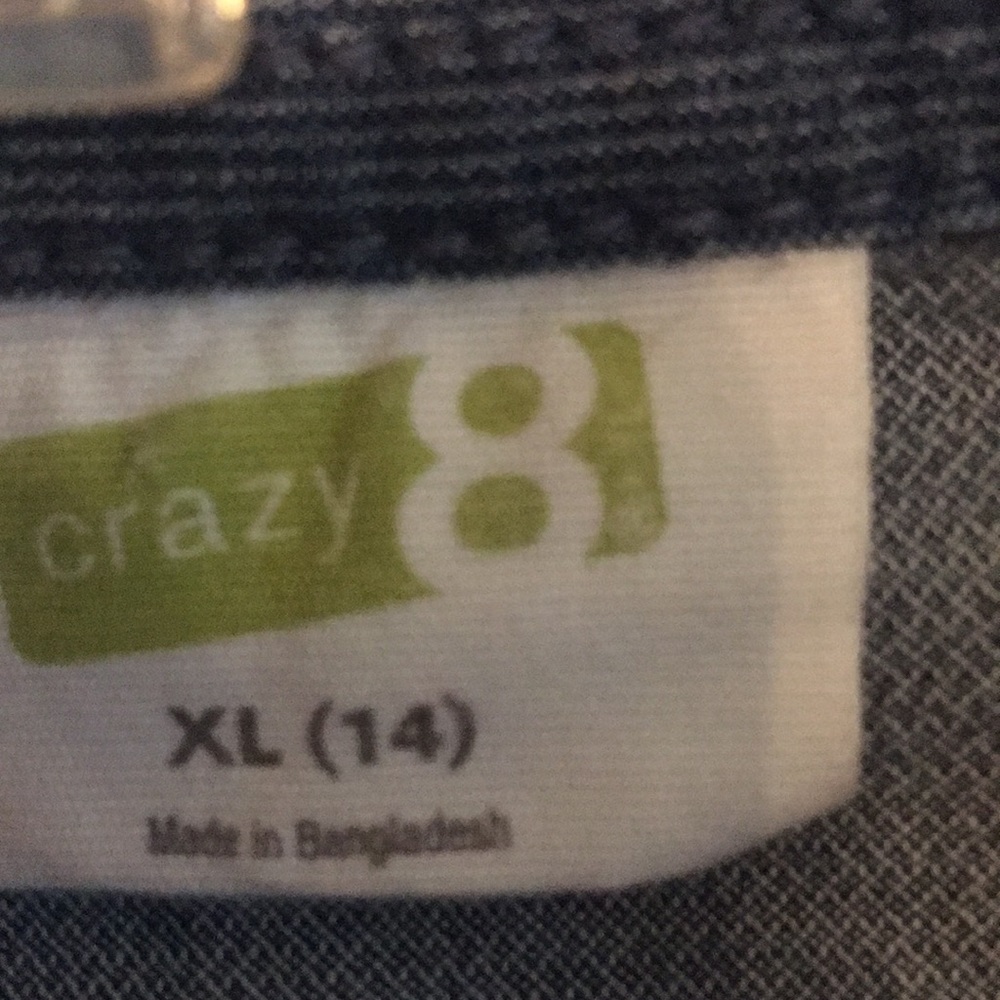 Very Nice Button Up - Picture 3 of 3